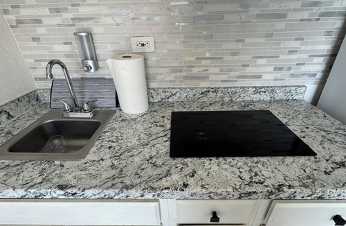 Delray Beach Apartment | Charming studio Near Downtown Delray Beach, Florida.