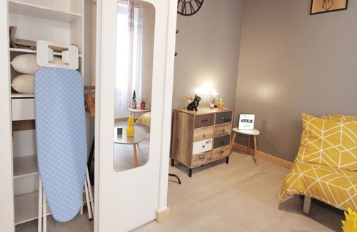 Les Chartreux Apartment | Charming Studio Near Parc Longchamp