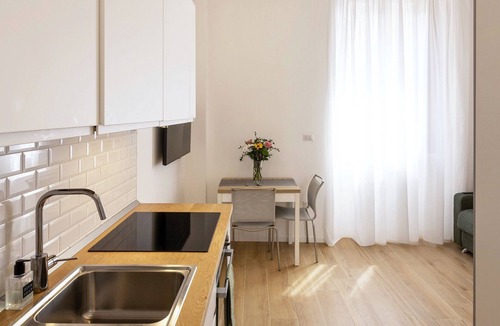 Portello Apartment | Charming Studio Plana