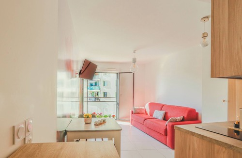 Beausoleil Apartment | Charming Studio Steps Away from Monaco with AC, WiFi