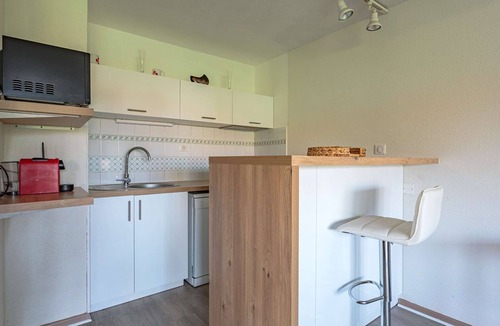 Anglet Apartment | "Charming Studio with Balcony, 300m from Beaches in Anglet"