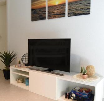 Muenchenwiler Apartment | Charming studio with terrace 5 minutes from Murten