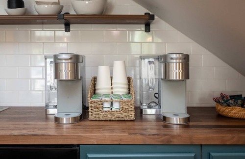 Luray Apartment | Charming suite w/bikes & mountain views