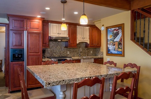 Elkhorn Condo | Charming Sun Valley Condo with WIFI and Mountain Views
