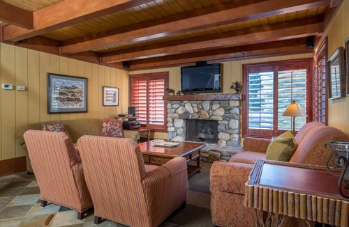 Elkhorn Condo | Charming Sun Valley Condo with WIFI and Mountain Views