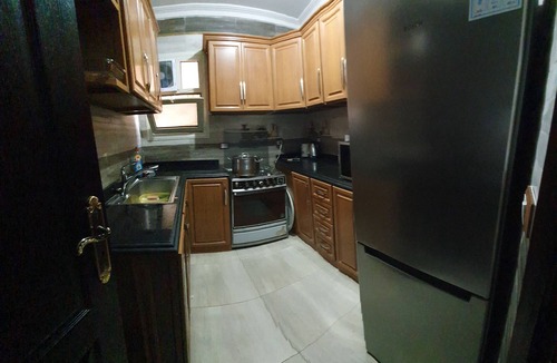 Maadi Apartment | Charming sunset,with Panoramic Nile view and pyramid view.
