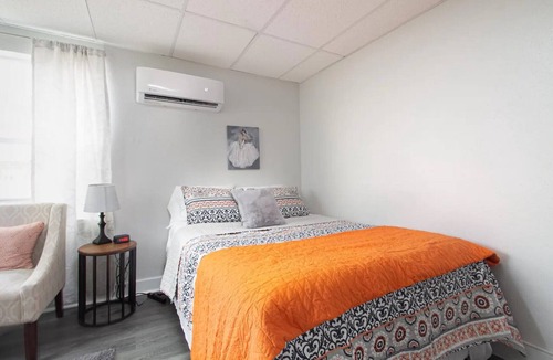 Sturgis Apartment | Charming Super Saver Studio Apartment MISTNO401-4