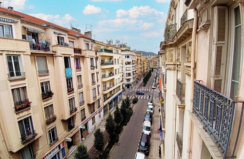 Vernier Apartment | Charming T2 apartment in Nice city center