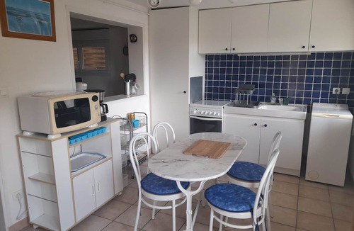 Arcachon Apartment | Charming T2 in Quiet Arcachon Heights - Terrace & BBQ - Walk to Shops & Beaches