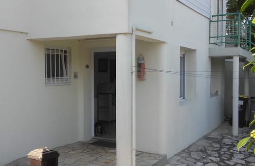 Arcachon Apartment | Charming T2 in Quiet Arcachon Heights - Terrace & BBQ - Walk to Shops & Beaches