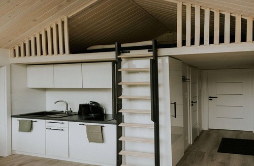 De Haar House | Charming Tiny House Getaway With Terrace