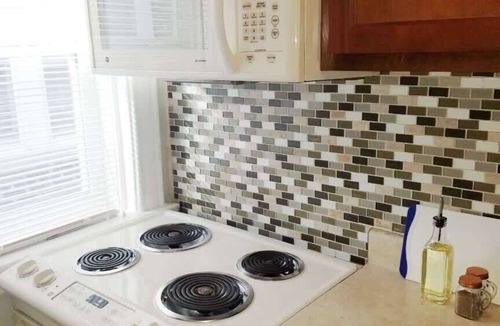 Tower Grove East Apartment | Charming Tower Grove Flat-Steps to T.G Park+Grand