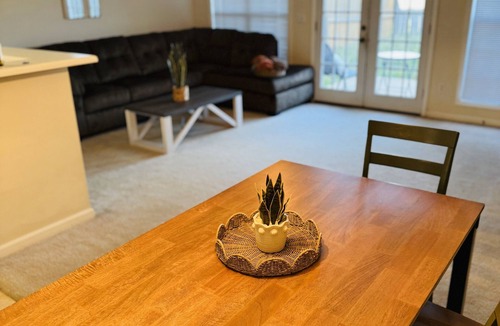Enterprise House | Charming Townhome Minutes from Fort Novosel w/Pool Access