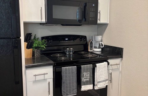 Village of Cottage Grove House | Charming townhome with AC, WiFi in fabulous Cottage Grove