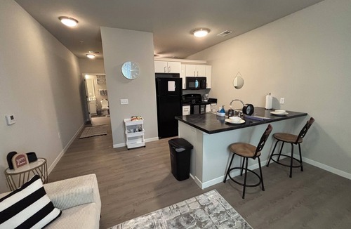 Village of Cottage Grove House | Charming townhome with AC, WiFi in fabulous Cottage Grove