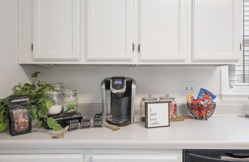 Homewood House | Charming townhouse 2bed/2.5 bath with patio near downtown
