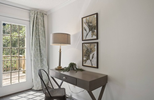 Homewood House | Charming townhouse 2bed/2.5 bath with patio near downtown