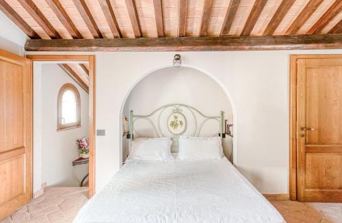 Monteverdi Marittimo Villa | Charming Tuscan Villa Borgo Il Massera