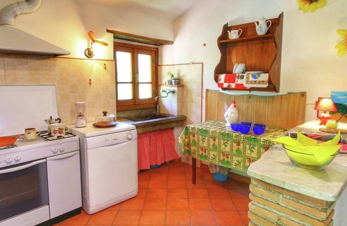 Ortignano Raggiolo House | Charming Tuscan Farmhouse