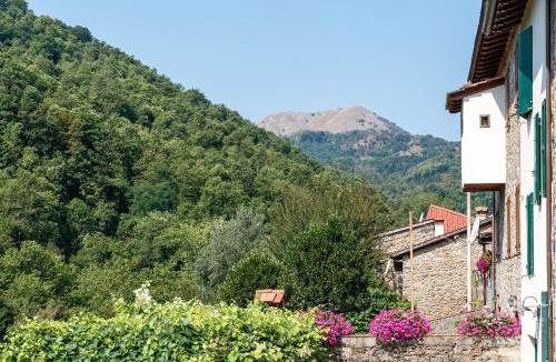 Pascoso House | Charming Tuscan Stone House