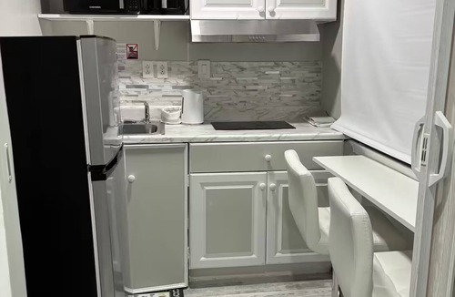Coram Apartment | Charming Two Bedroom Apartment - all new amenities
