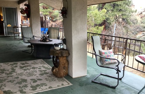 Kingman House | Charming two bedroom cabin located in the Hualapai mountains sleeps 8