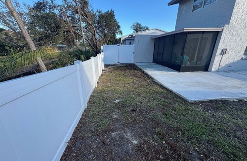Oldsmar House | Charming Two bedroom house near Beaches and Tampa Bay attractions.