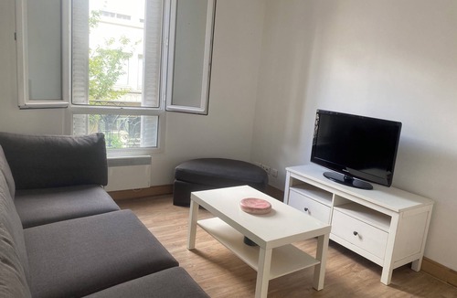 Gambetta Apartment | Charming two-room apartment 2 minutes from La Défense