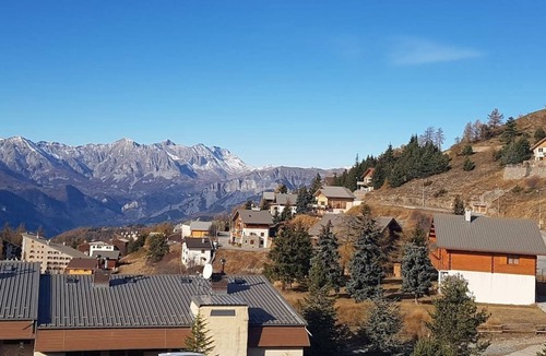 Valberg Apartment | Charming typical mountain apartment