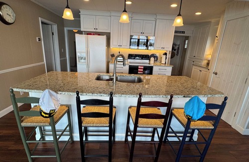 Fremont House | Charming updated 3-bedroom waterfront home on Lake George in Fremont IN with AC