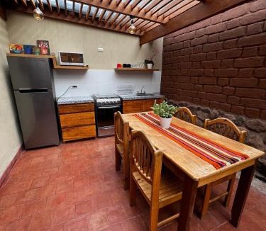 Urubamba Ski Chalet | Charming Urubamba Cusco house - Kapuliyuq