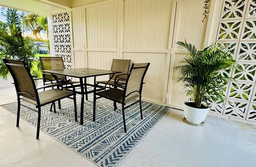 Yacht Club House | Charming Vacation Home in Cape Coral – Perfect Location in the Yacht Club Area
