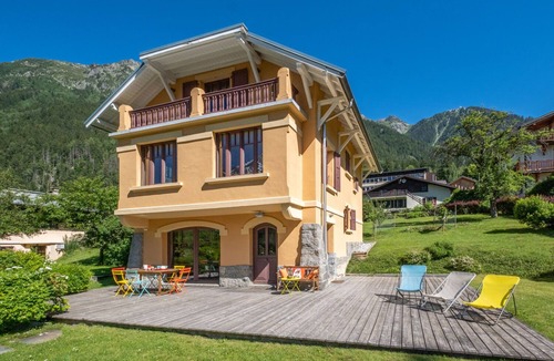 Chamonix-Mont-Blanc Ski Chalet | Charming villa in Chamonix, exceptional view of Mont Blanc