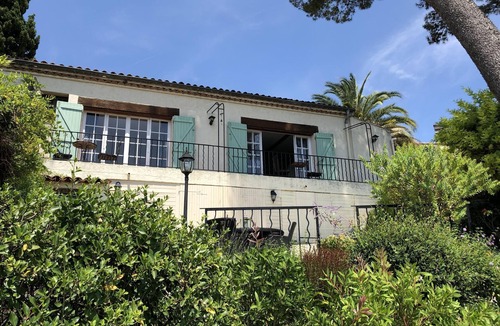 Saint-Paul-de-Vence Villa | CHARMING VILLA 💖Panoramic views of sea & mountain, private sunny terraces, pool