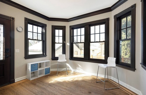 West Side House | Charming Victorian 5-bedroom house -fully updated- in marvelous Saint Paul