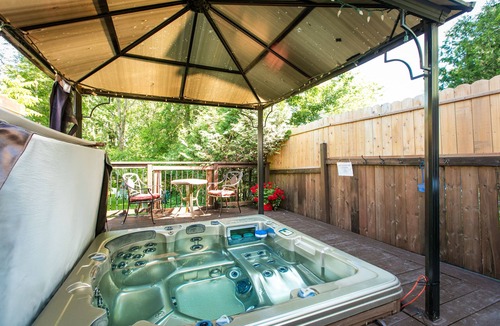 Waterloo House | Charming Victorian house built in 1870, Dreamy vacation
