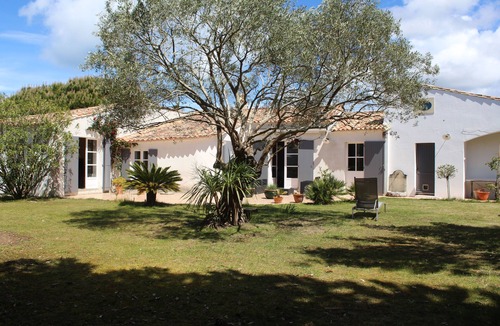 La Couarde-sur-Mer Villa | Charming villa 4 minutes from beach (on foot), village and market (by bike)