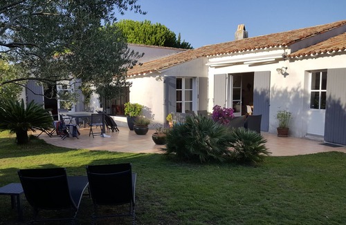 La Couarde-sur-Mer Villa | Charming villa 4 minutes from beach (on foot), village and market (by bike)