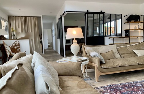 Labastide-Marnhac Villa | Charming villa with swimming pool & SPA - 10 people 4 bedrooms, 4 bathrooms