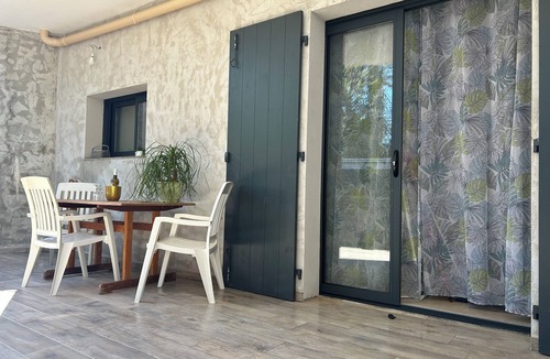La Crau Apartment | Charming villa between sea and countryside in absolute calm