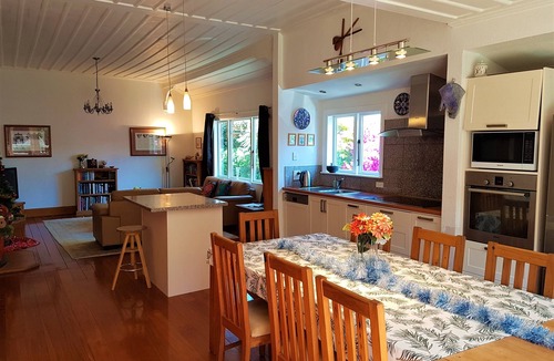 Nelson Villa | Charming Villa, close to town