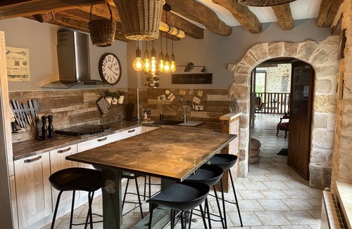 Esternay House | Charming villa farmhouse for groups