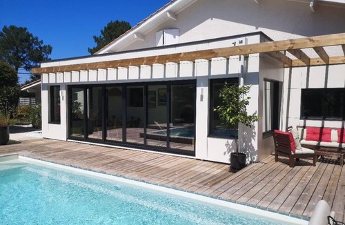 La Teste-de-Buch Villa | Charming villa, quiet, 4 bedrooms, heated pool, near beach.