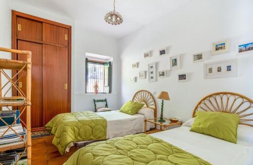 Calabazares Villa | Charming Villa in Cortegana with Pool