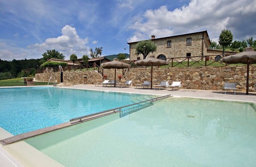 Bibbiena Villa | Charming villa in panoramic position w/private pool