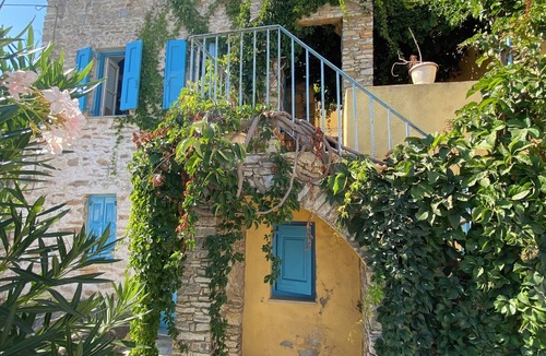 Symi Villa | Charming villa in Symi with stunning view