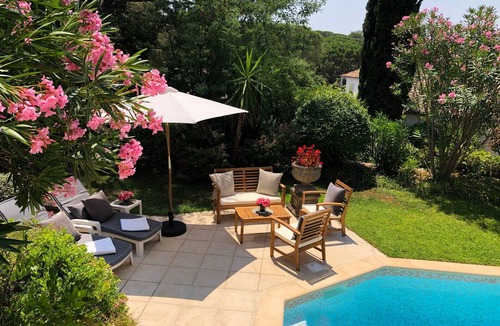 Valescure Villa | Charming villa with pool and three bedrooms on golf course near the beach