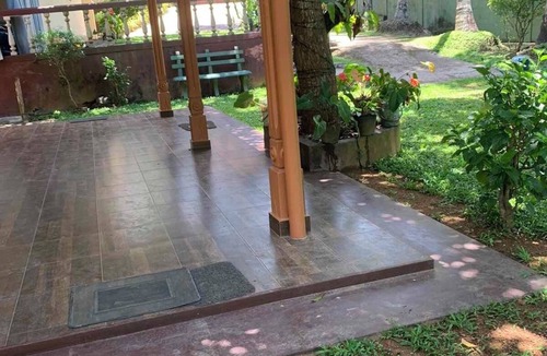 Ambalangoda Villa | Charming villa with 1 bed room WiFi,AC in lovely Ambalangoda,10min walk to beach