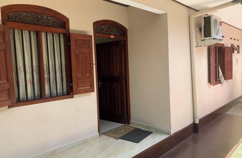 Ambalangoda Villa | Charming villa with 1 bed room WiFi,AC in lovely Ambalangoda,10min walk to beach