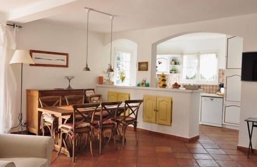 Grimaud Villa | Charming villa with private pool under palmtrees near St. Tropez